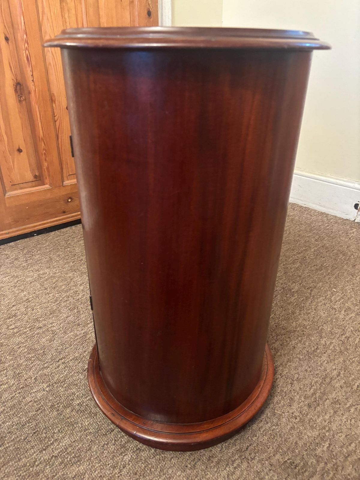 Antique Victorian Solid Mahogany Cylindrical Pot Bedside Cupboard Marble Top photo 450.0