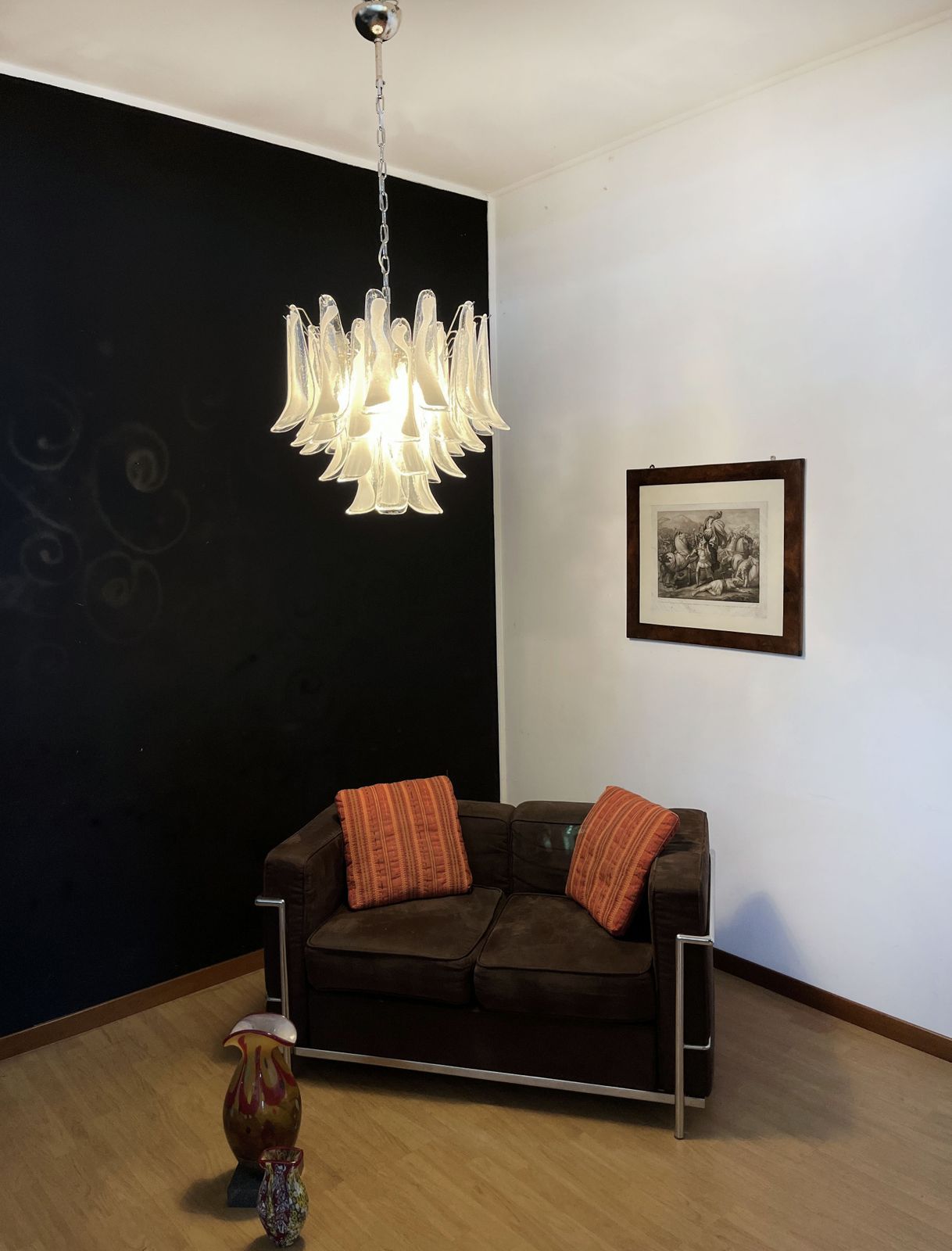Italian Vintage Murano Chandelier   Mazzega   36 Lattimo Glass Petals photo vinterior