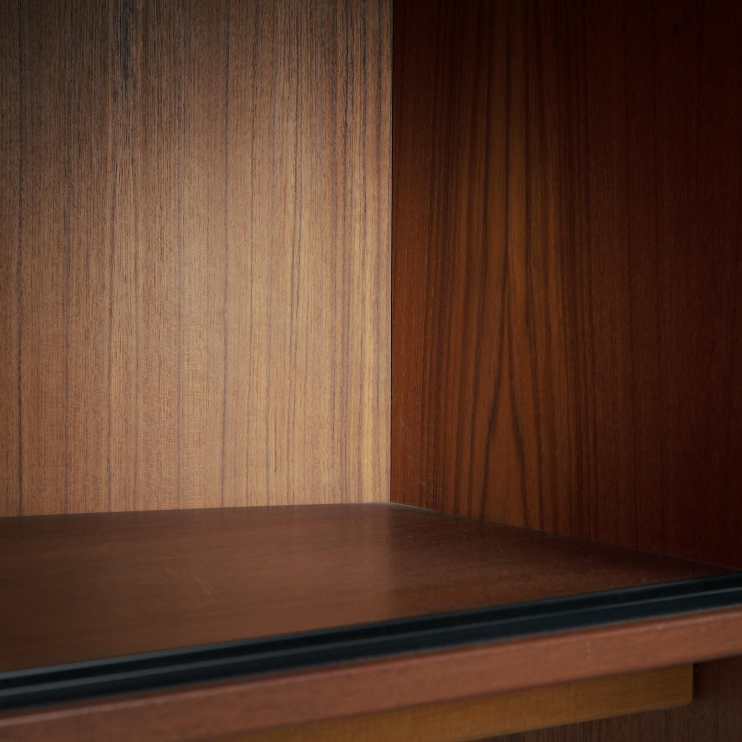 photo furniture Erik Buch Boomerang Dry Bar Cabinet In Teak For Dyrlund, 1960s