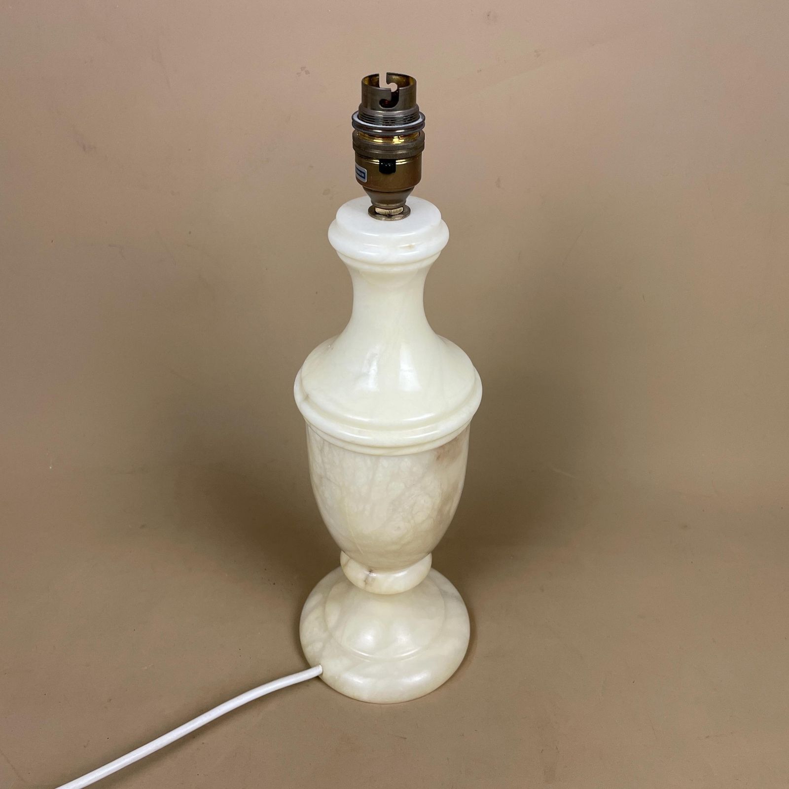 Antique Alabaster Onyx Marble Lamp Light Cream Grey Bedside Side Table Desk Marbled Patterned Vintage Downton Stone Heavy Classic Natural photo 85.0