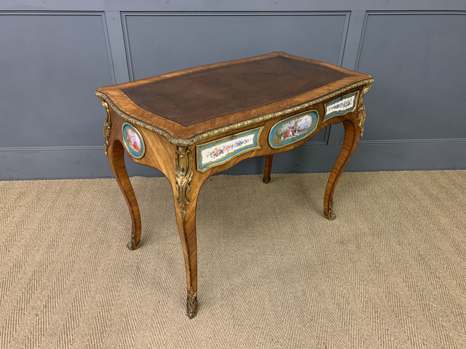 photo furniture French Tulip Wood Bureau Plat, 1800s