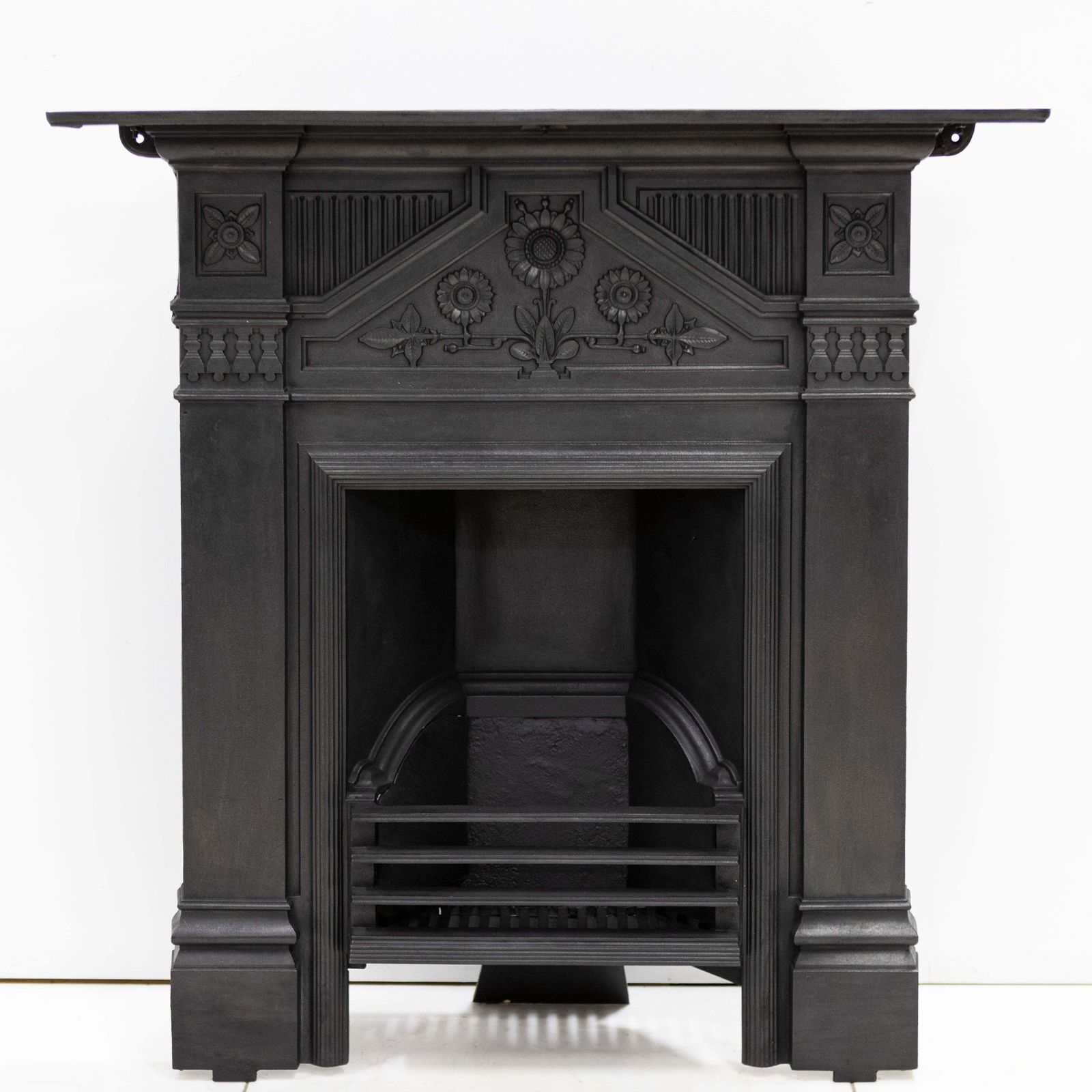 Antique Cast Iron "The Daisy" Combination Fireplace photo vinterior