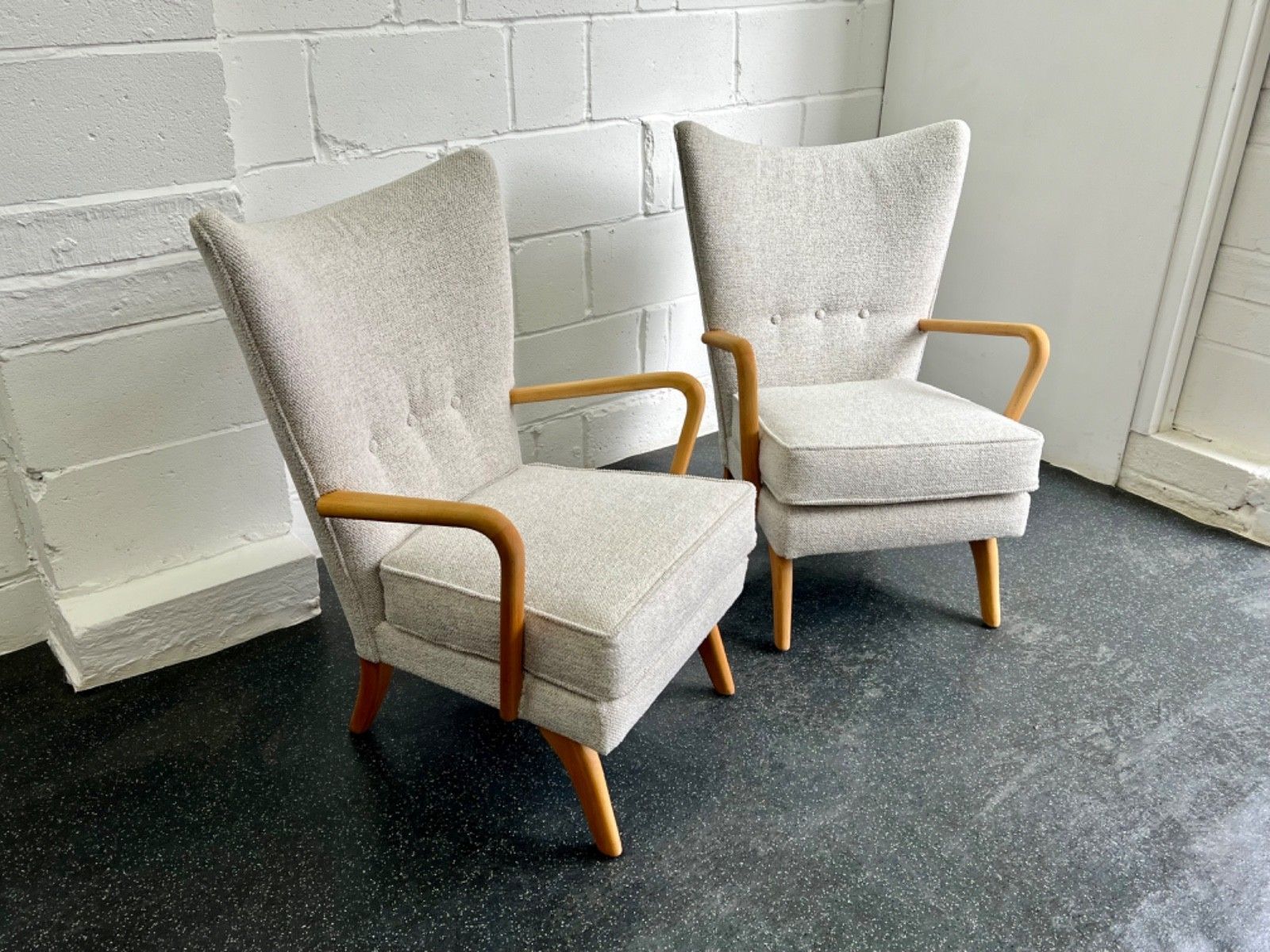 photo vintage Pair Midcentury Howard Keith Bambino Chairs New Upholstery (Delivery Available)