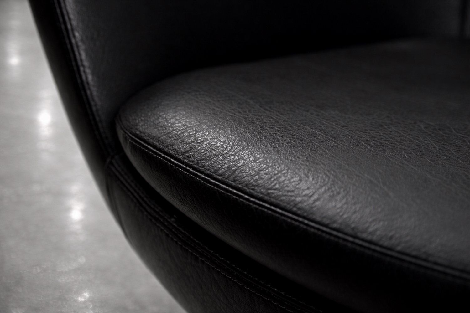 Mid Century Scandinavian Modern Black Swivel Chairs, 1970s, Set Of 2 photo Furniture