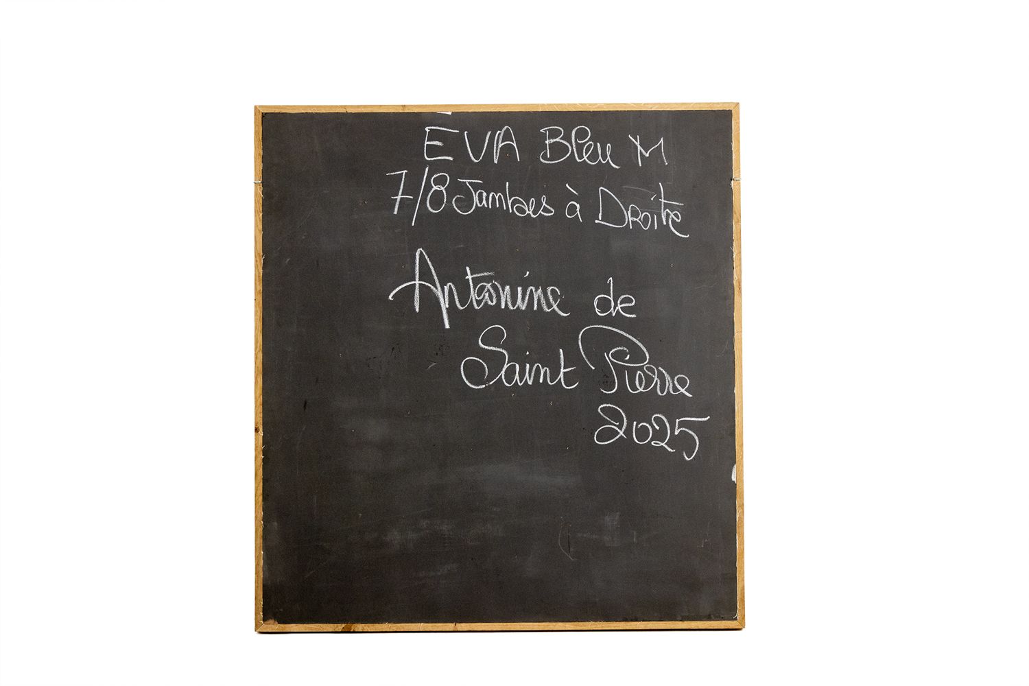 photo furniture Antonine De Saint Pierre. Eva Panel In Navy Blue Lacquered Metal. Contemporary