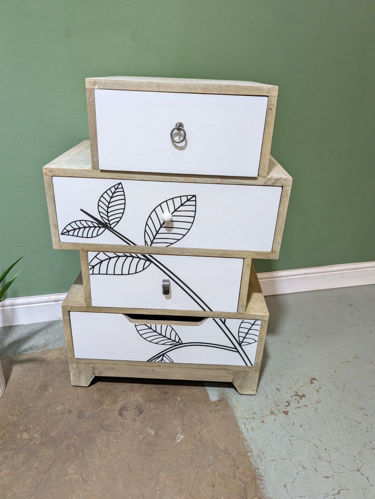 Furniture Modern Chest Of Drawers  4 Drawer Bedroom Dining Room Furniture Cabinet Rrp 229 photo