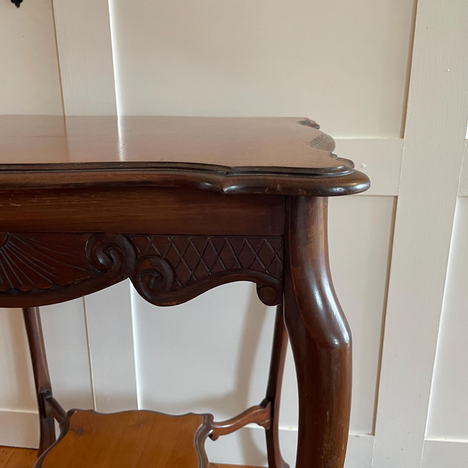 Antique Edwardian Hand Carved Wooden End Table Patterned Square Brown Table Vintage Decor Country Cottage Furniture Side 72x52x52cm photo 325.0