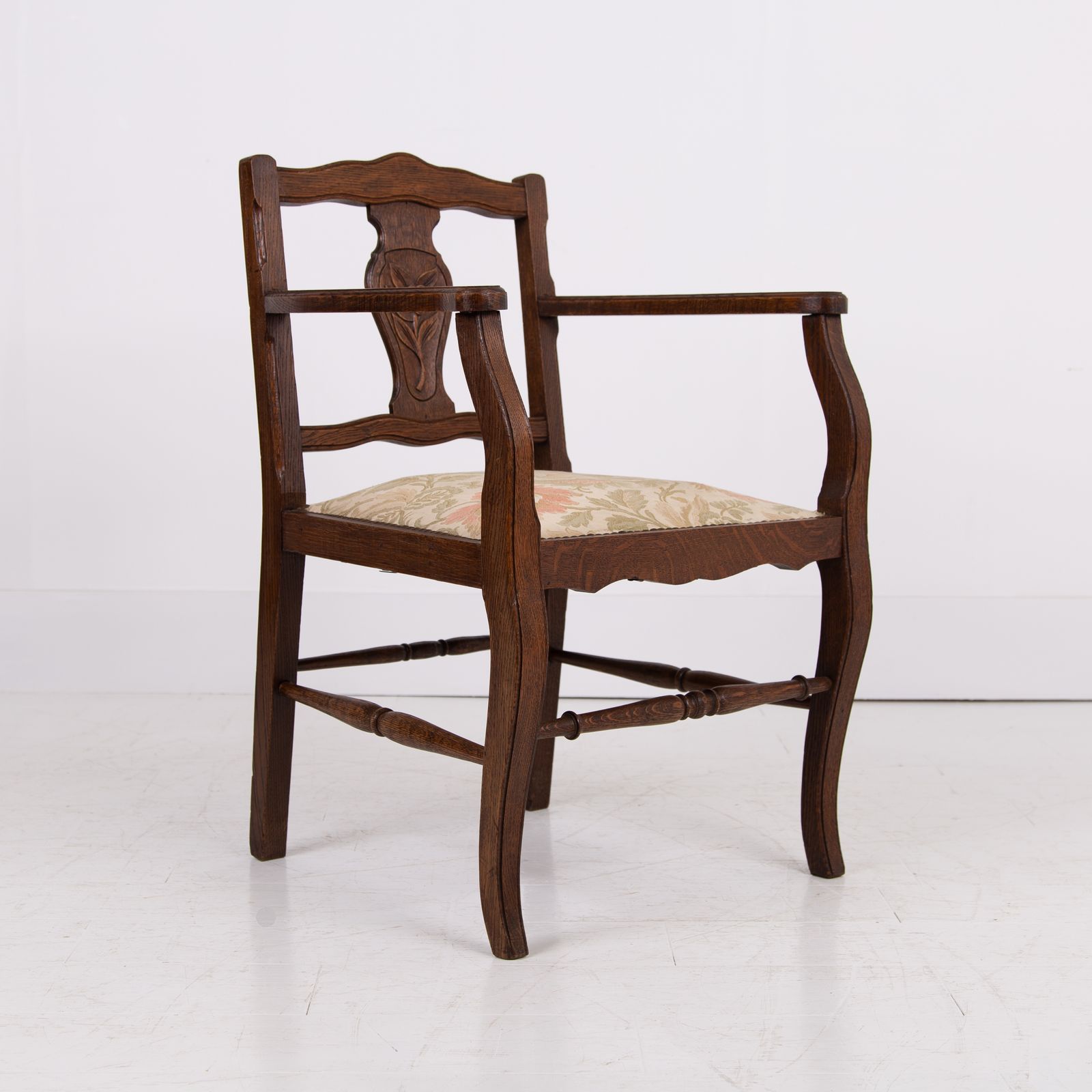 Furniture Vintage Pair Of Attractive Oak Occasional Armchairs C1930 photo