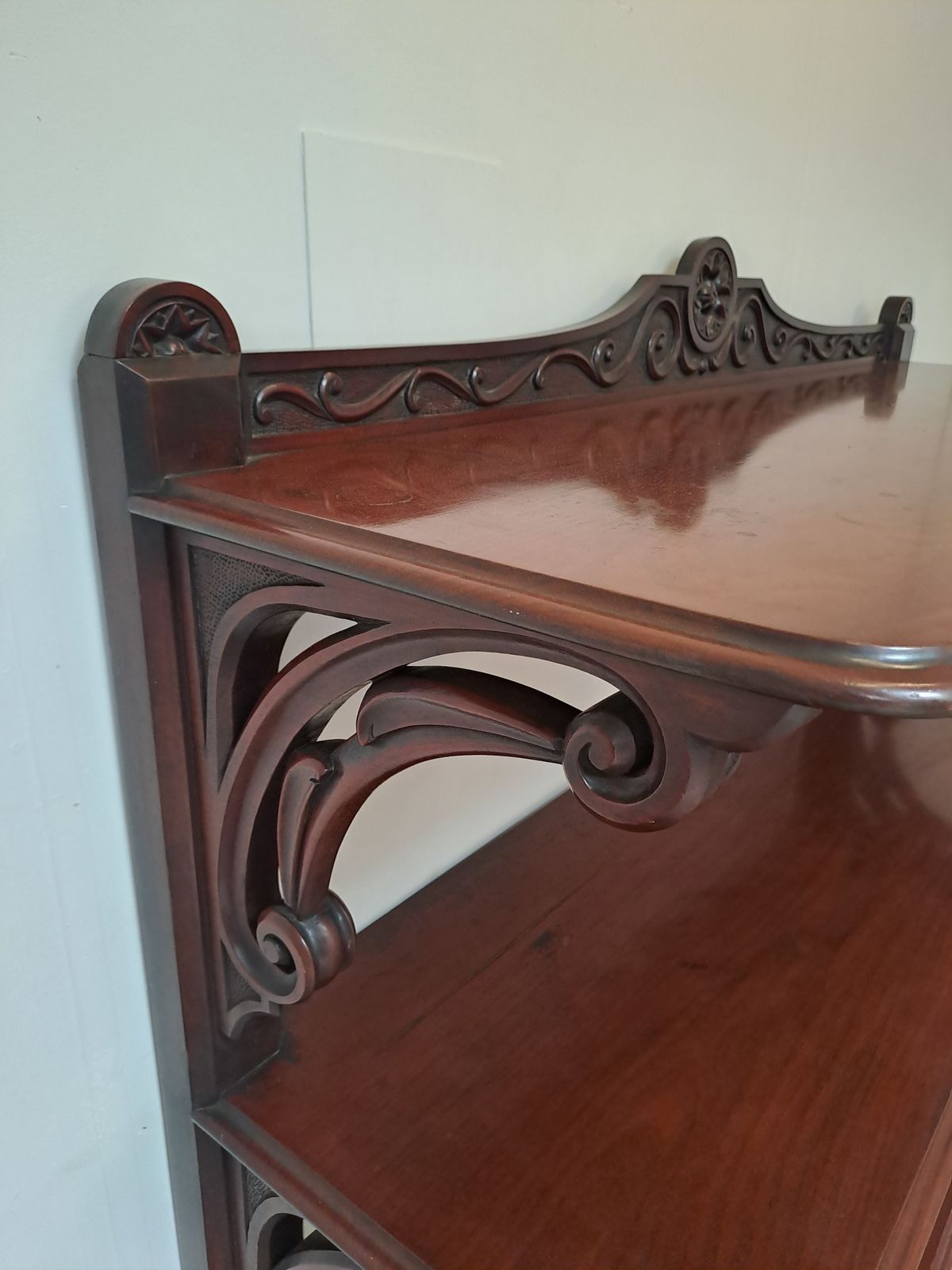 Fine Mid 19th Century English Mahogany Dumb Waiter photo vintage