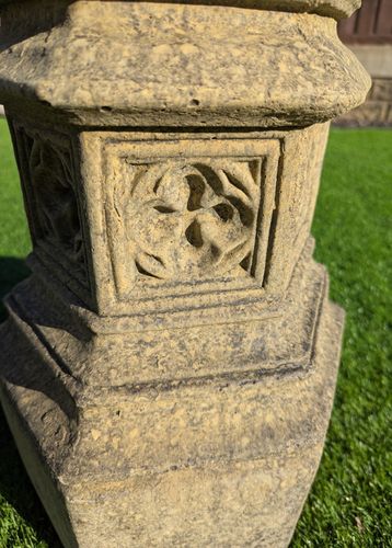 photo furniture Vintage Medieval Style English Stone Bird Bath Delivery Available 0018.