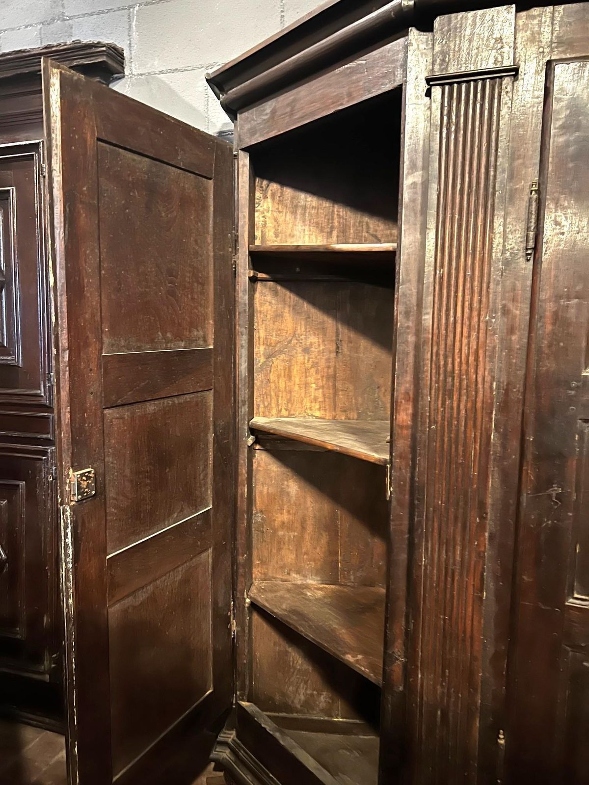 Furniture Piedmontese Walnut "Grissinato" 4 Door Closet, Italy photo