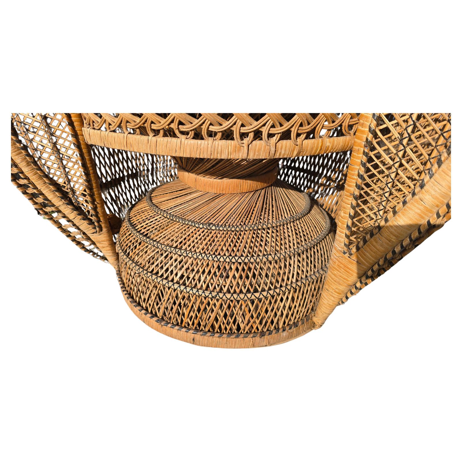 photo vinterior Large Handwoven Rattan Peacock Chair, Southeast Asia, 1960s–1970s