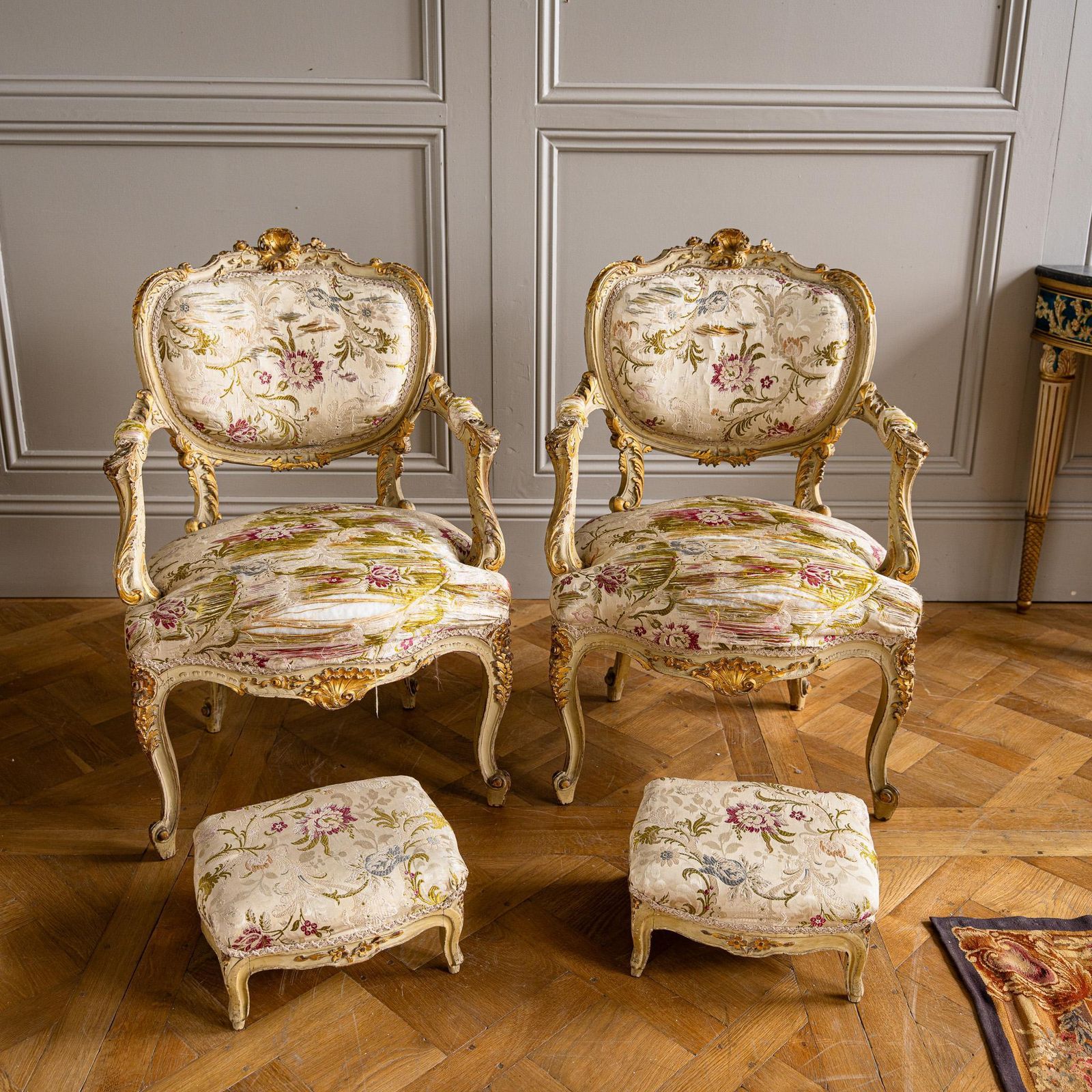 photo furniture A 19th Century Italian Louis XV–Style Giltwood Salon Suite