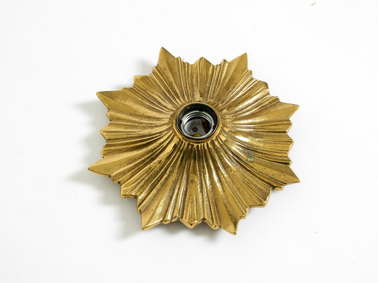 photo furniture 1960s Space Age Star Design Wall Or Ceiling Lamps In Bronze