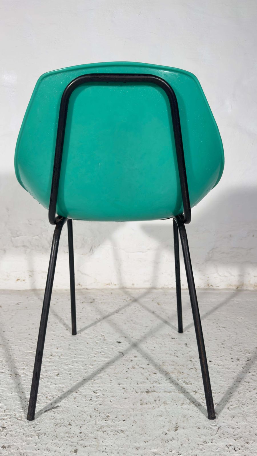 Pierre Guariche Chair Model "Coquillage" By Meurop Iconische Mid Century Design photo for sale