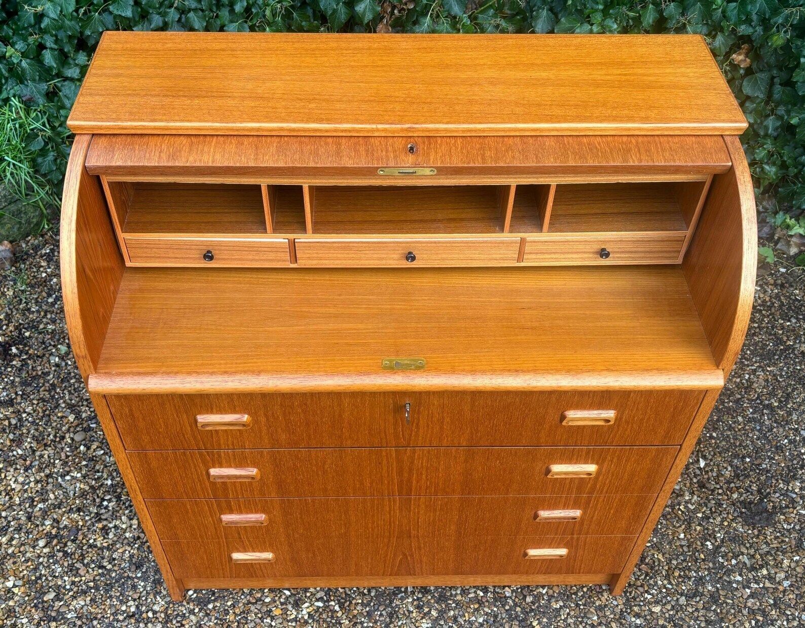 Mid Century Cylinder Top Bureau In Teak photo vinterior