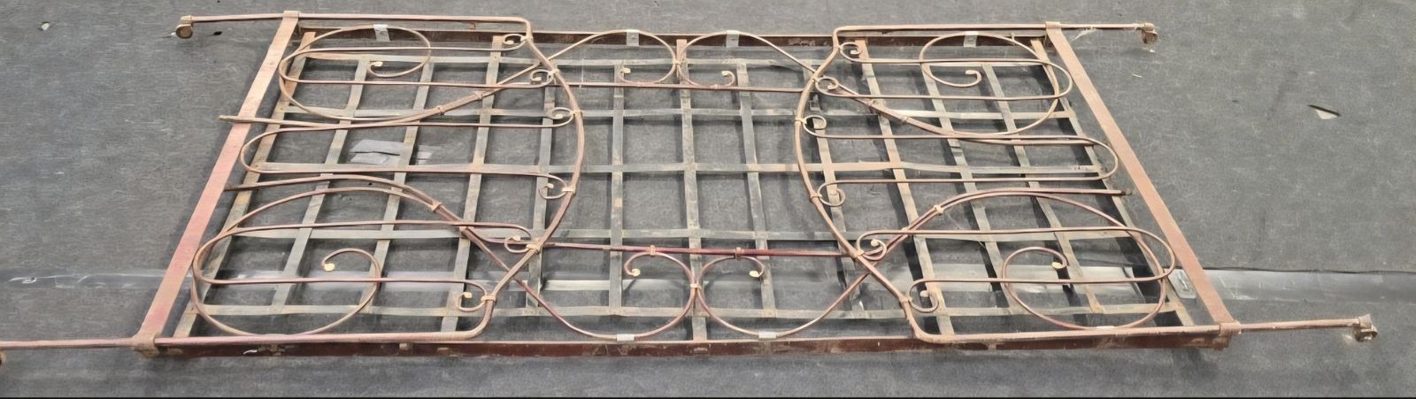 Antique French Wrought Iron Foldable Bed photo furniture