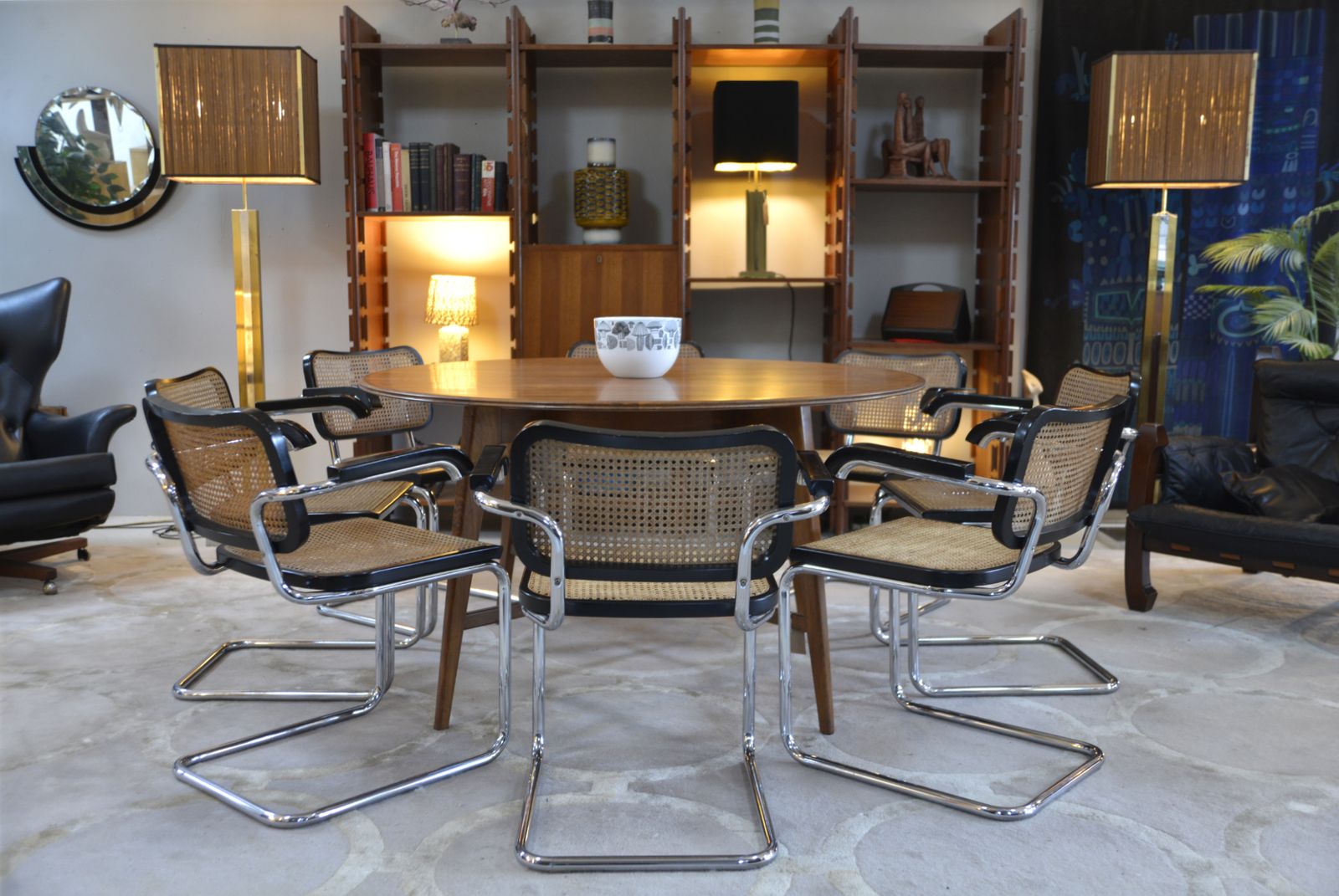 Set Of 8 Marcel Breuer Cesca Dining Chairs Model B64 Italian 1970s photo vinterior