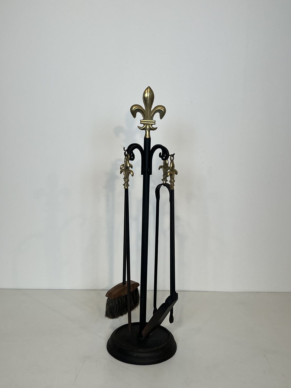 Neoclassical Style Fire Kit In Black Lacquered Metal And Brass With Fleur De Lis Motifs photo furniture