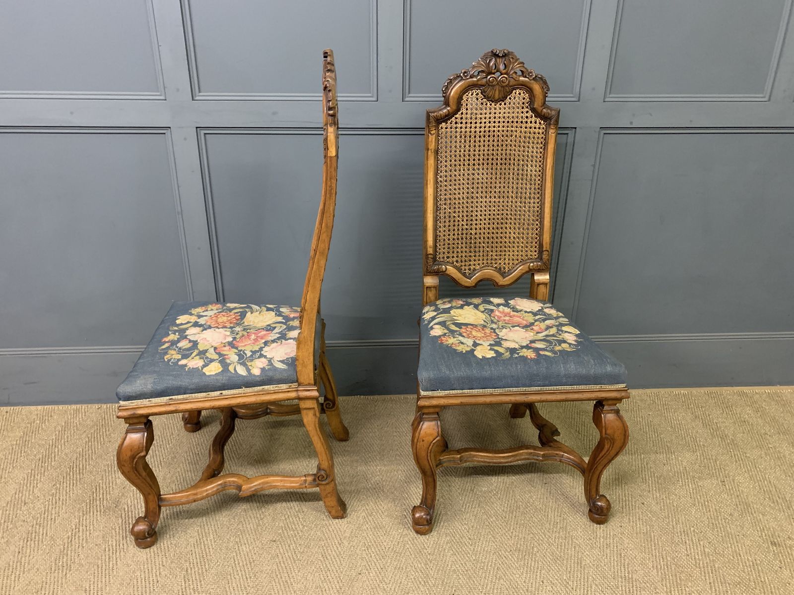 Pair Of William & Mary Style Chairs By Waring & Gillow photo Furniture