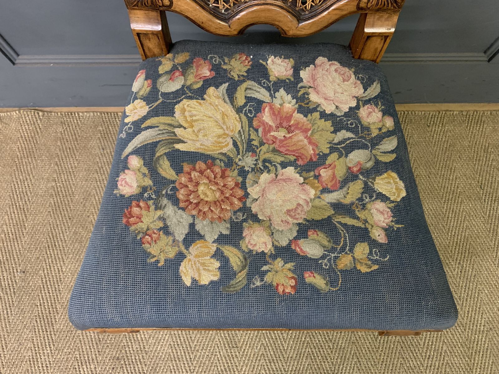 Furniture Pair Of William & Mary Style Chairs By Waring & Gillow photo
