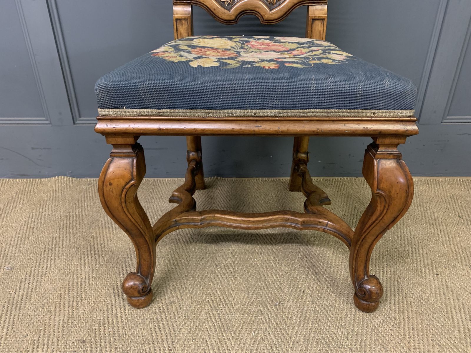 495.0 Pair Of William & Mary Style Chairs By Waring & Gillow photo