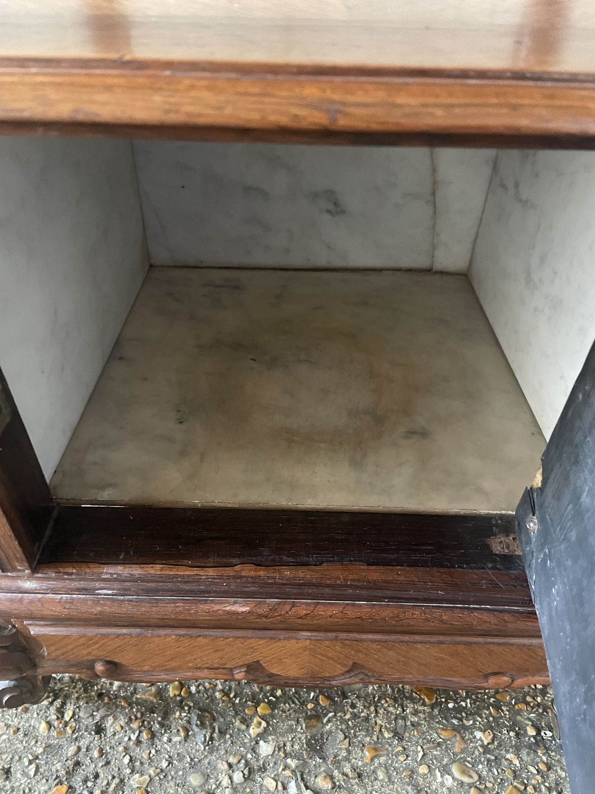 photo vintage Antique French Walnut And Rouge Marble  Bedside Cabinet