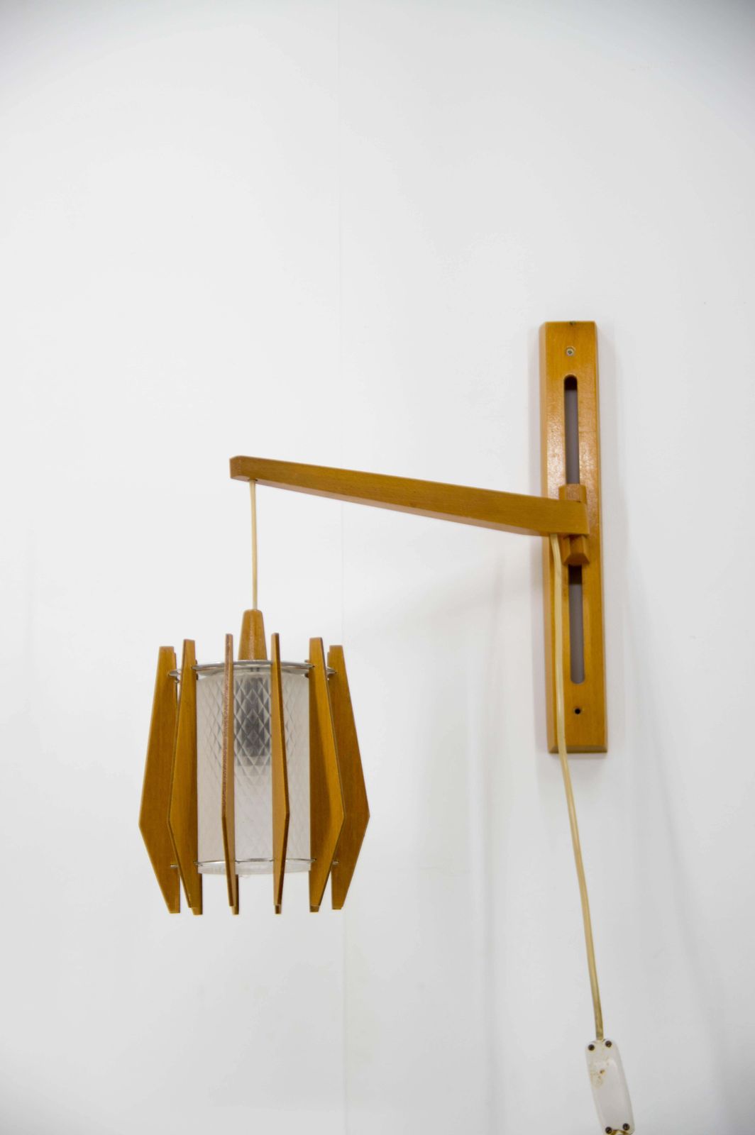 665.0 1970s Czechoslovakian Chandelier & Wall Lamp By Dřevo Humpolec photo