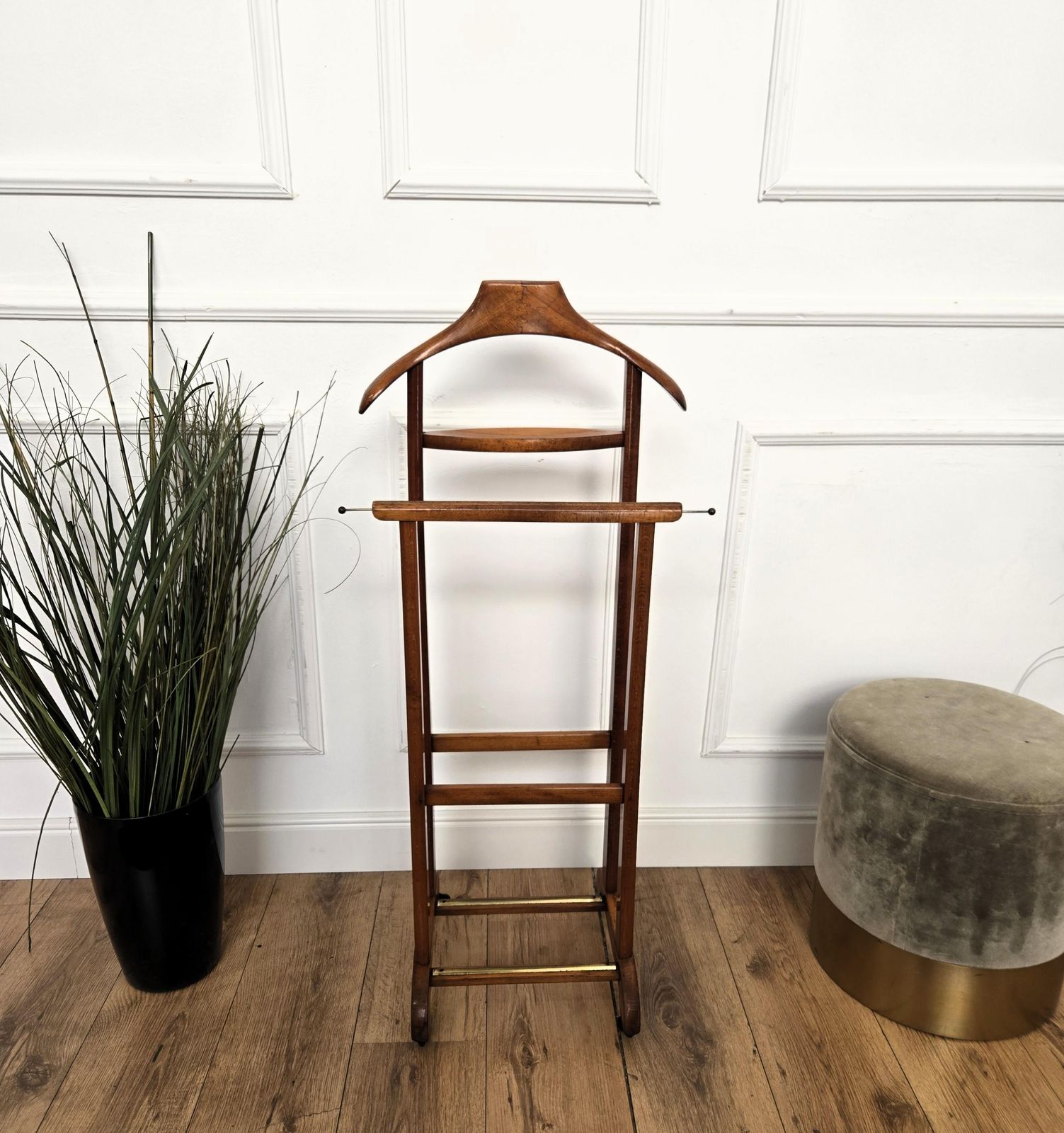 1970s Italian Mid Century Wood Valet Stand Dressboy photo for sale