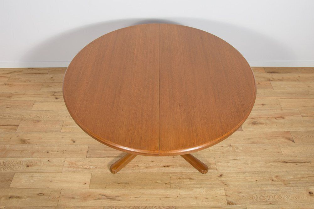 Mid Century Round Extendable Dining Table In Teak From McIntosh, United Knigdom, 1960s photo Furniture