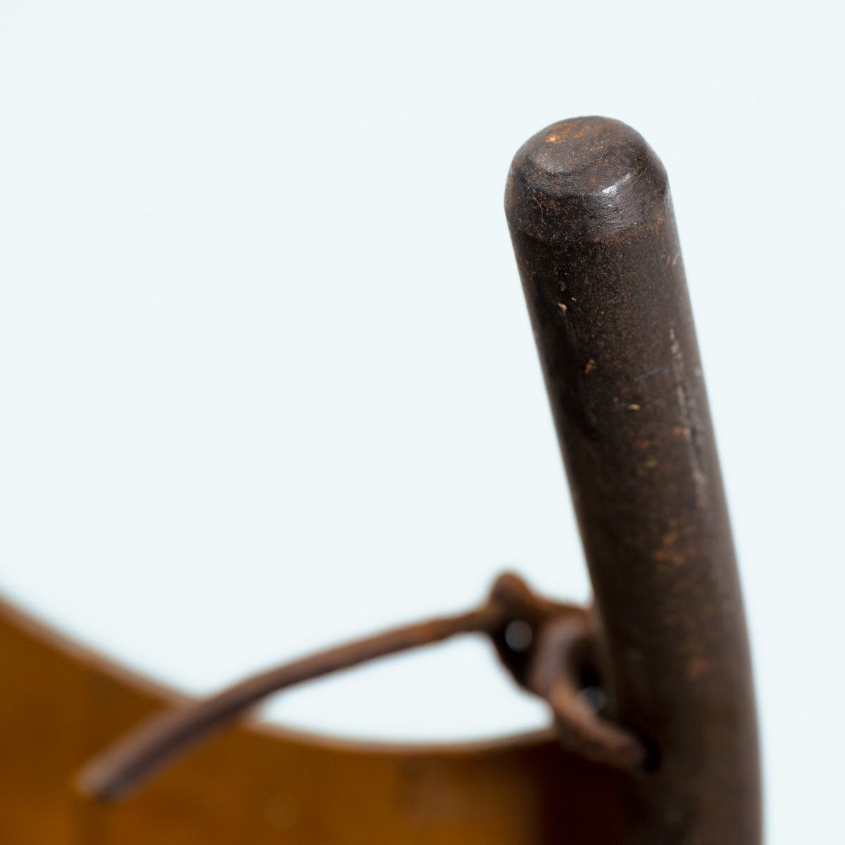 Leather And Steel Log Basket In Black Steel And Tan Leather With Asymmetric Handles, Spain, 1960s photo vintage