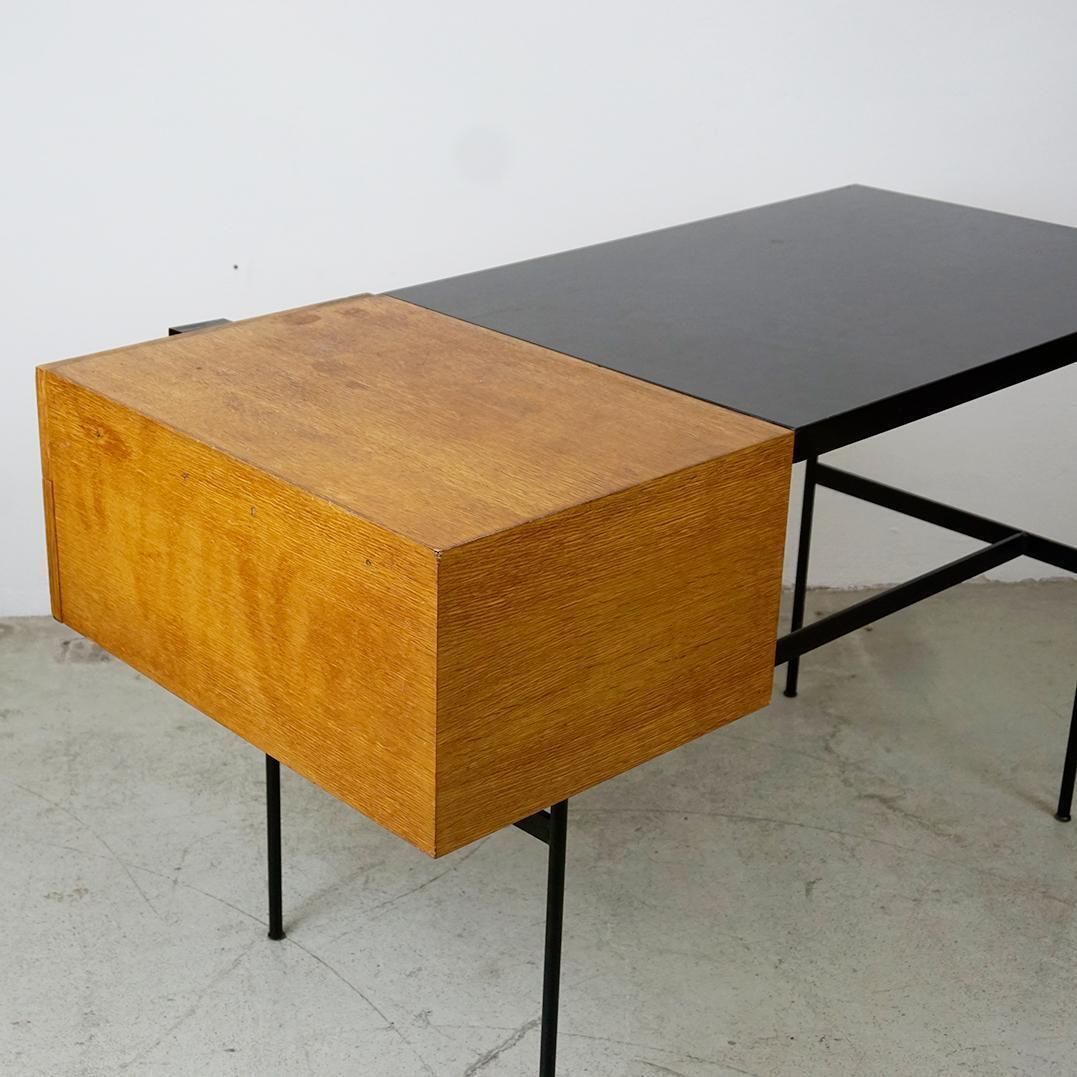 photo vinterior Pierre Paulin Desk Cm141 By Thonet