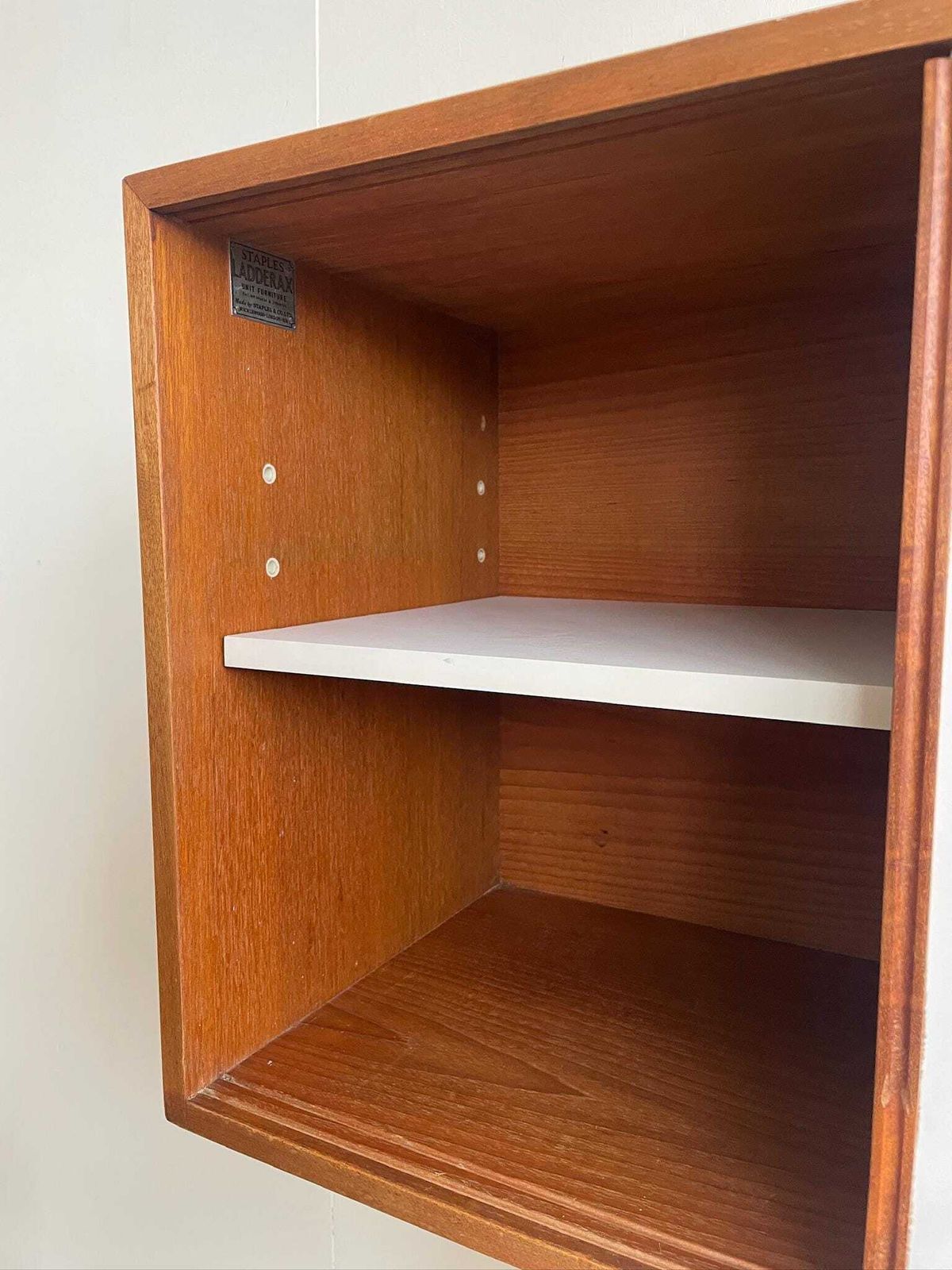 Large Sliding Wooden Doors 89cm White Cabinet Staples Ladderax & 2 Bars (09c) photo furniture
