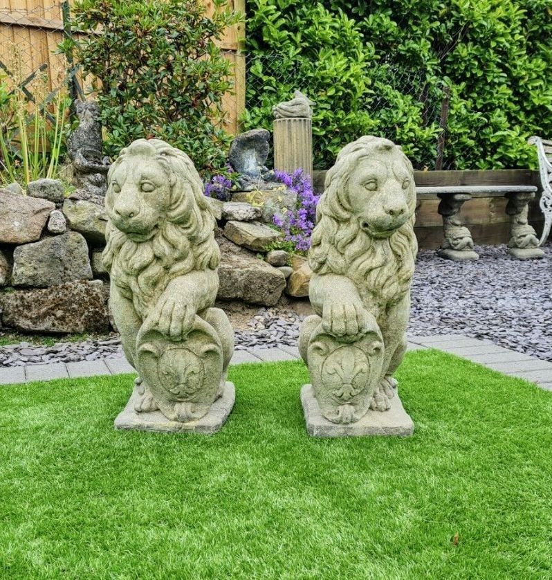 English Stone Vintage Style Heraldic Lions Delivery Available 0277. photo furniture