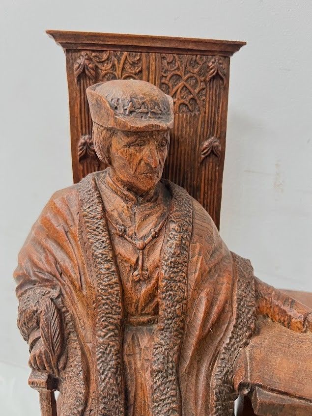 Wooden Group Carved With The Effigy Of Two Notables 20th Century photo Art