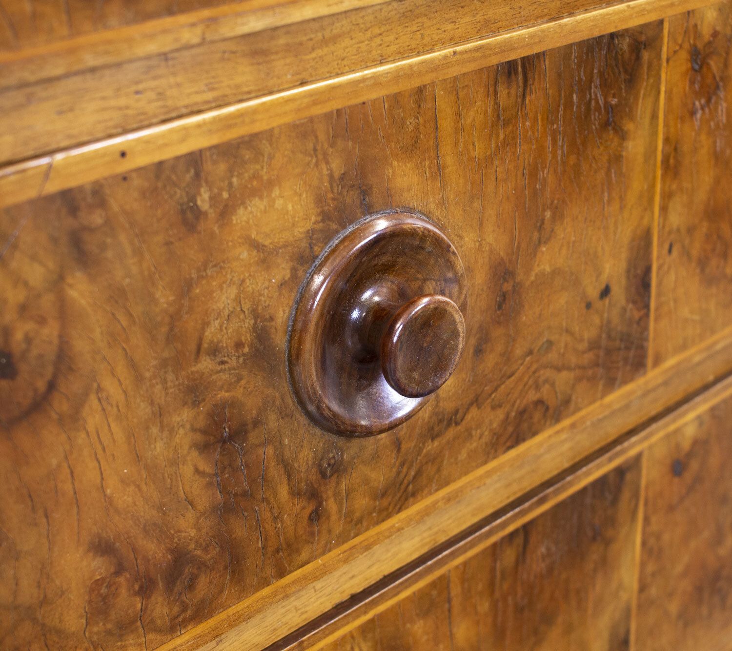 photo furniture Art Deco Burr Walnut Chest Of Drawers
