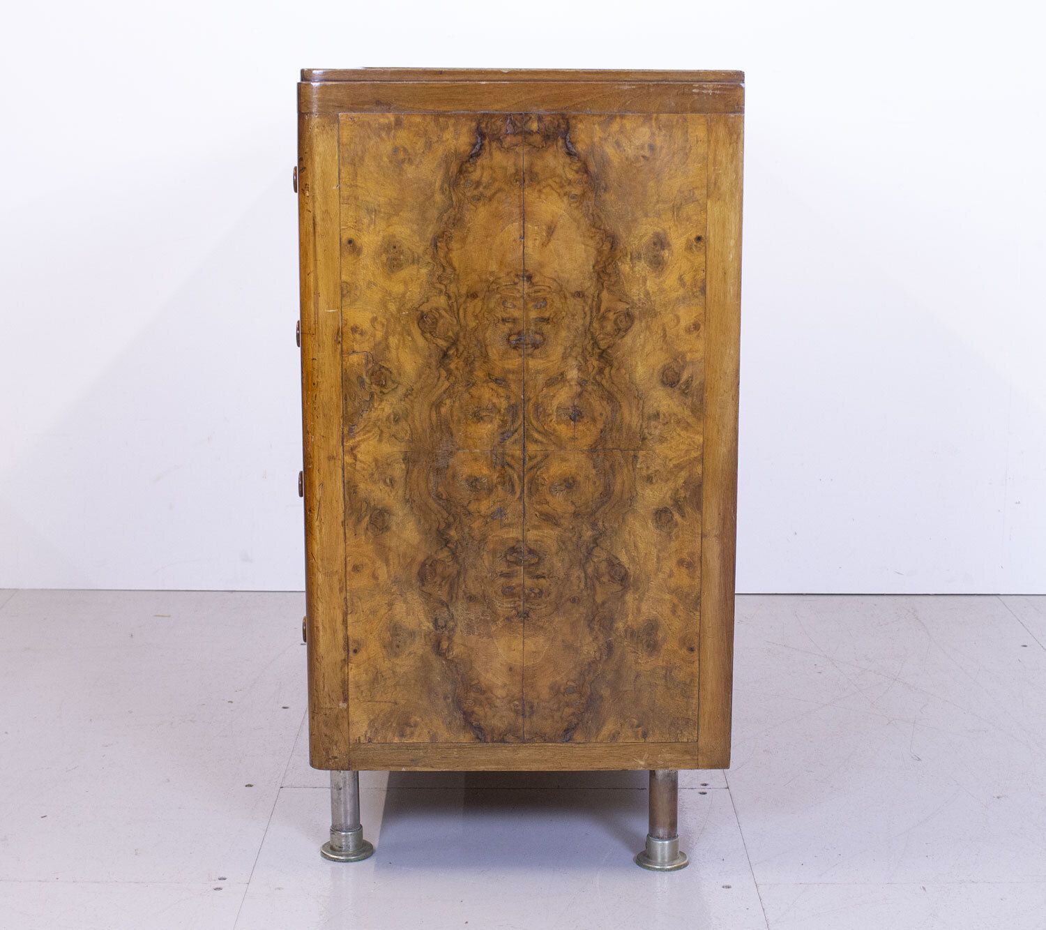 photo vinterior Art Deco Burr Walnut Chest Of Drawers