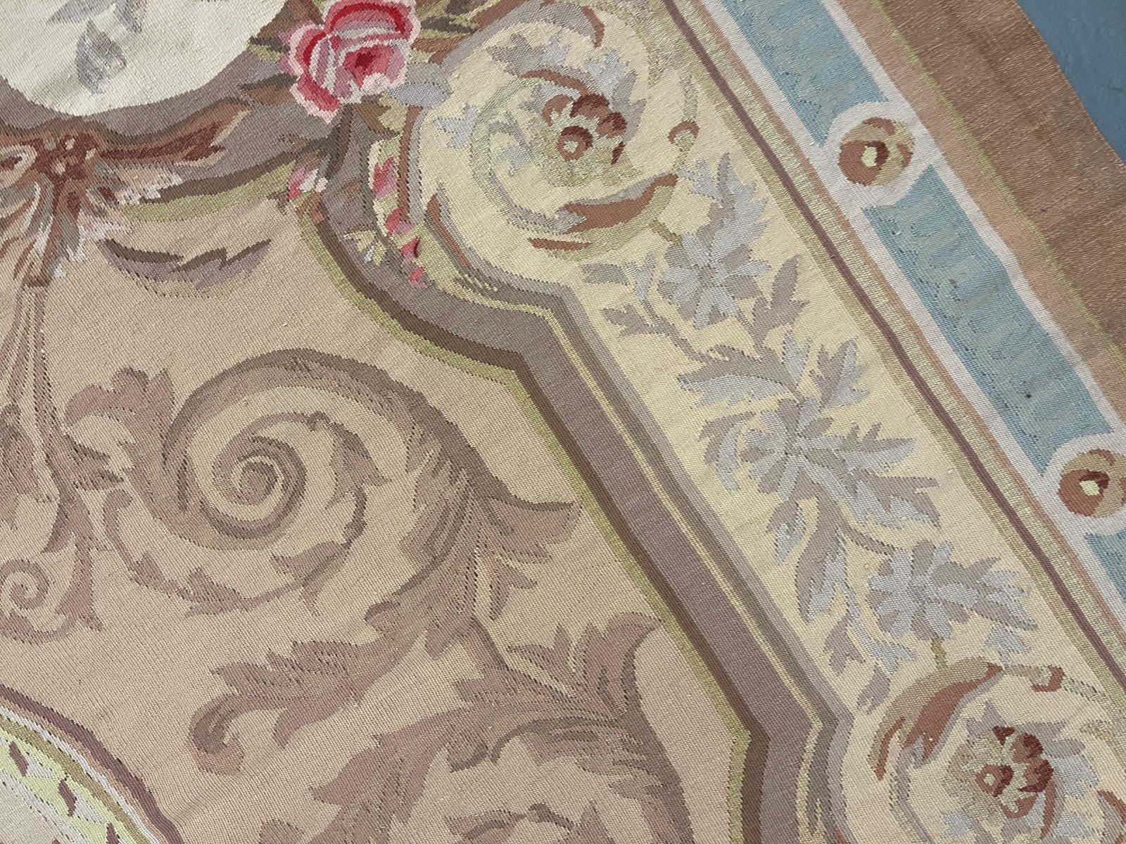 Traditional Carpet French Aubusson Style Area Rug Handwoven Wool Rug Needlepoint photo Textiles