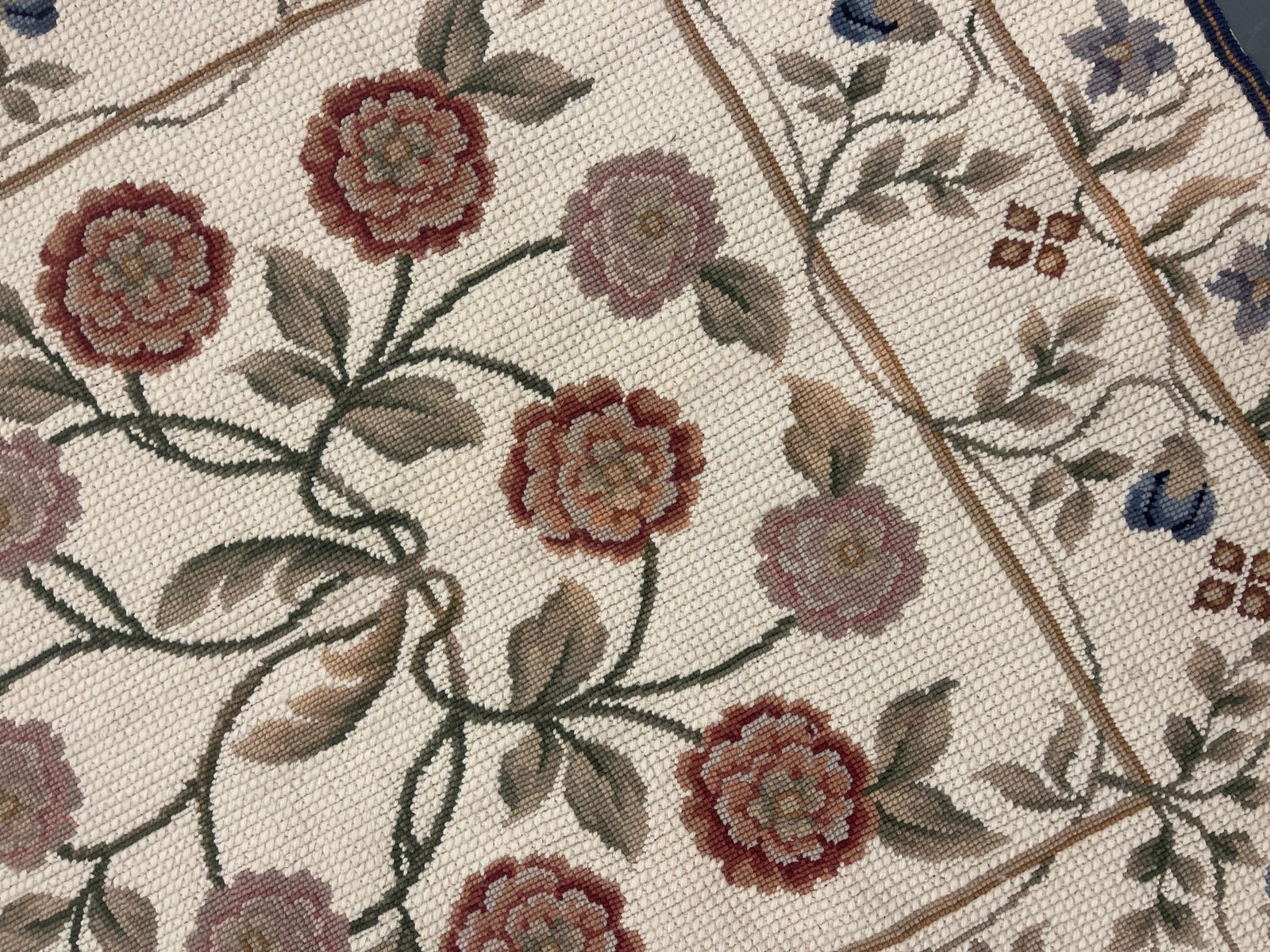 Traditional Beige Carpet Aubusson Rug Floral Handwoven Wool Needlepoint Rug photo for sale
