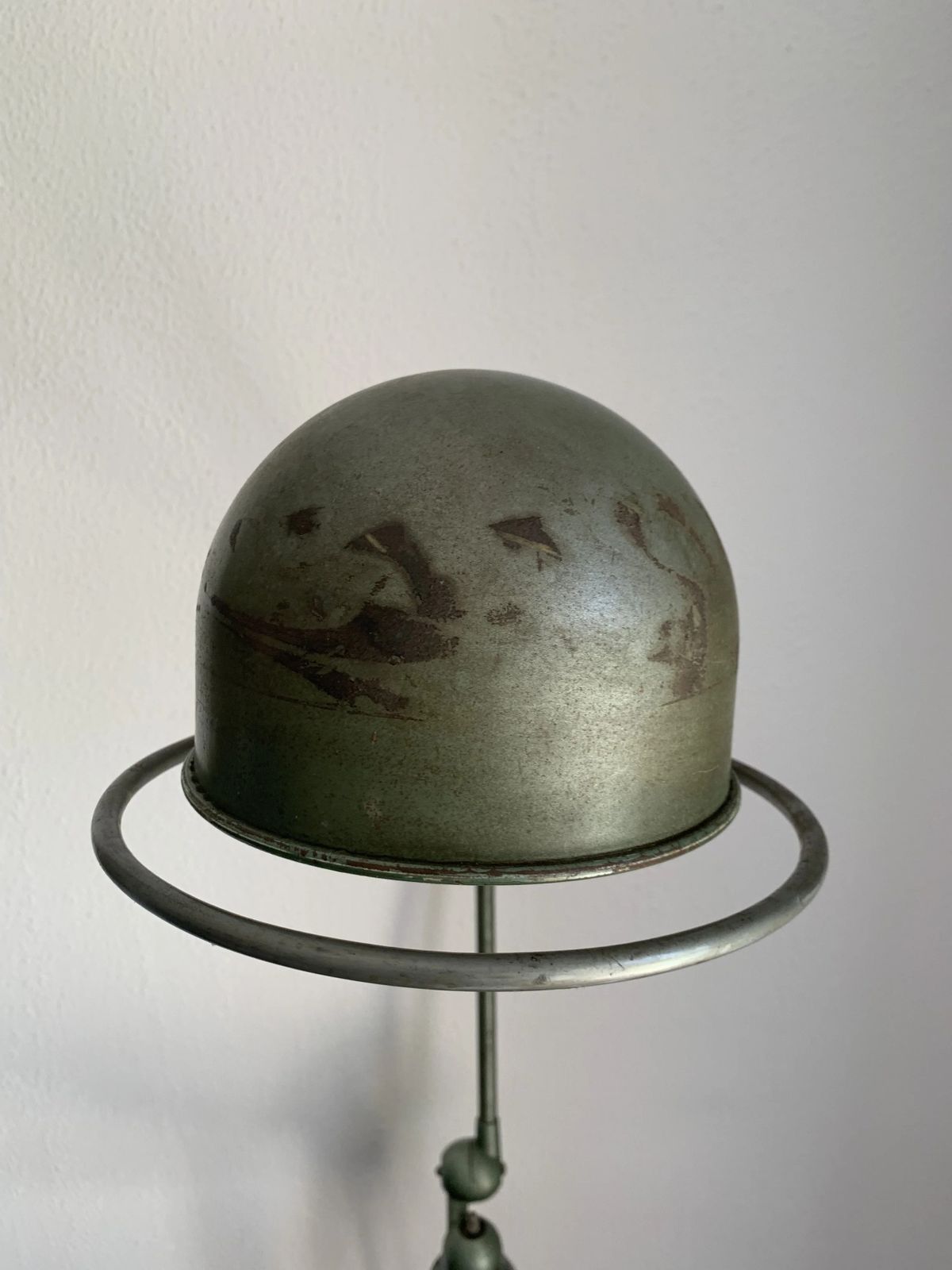 photo furniture Vintage 1960s Jielde 2 Arm Green Industrial Lamp   100 Cm