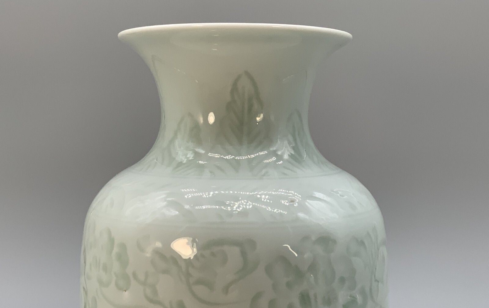 Pair Chinese Meiping Vases Carved Celadon Pale Green Qianlong Mark 20th Century photo vinterior