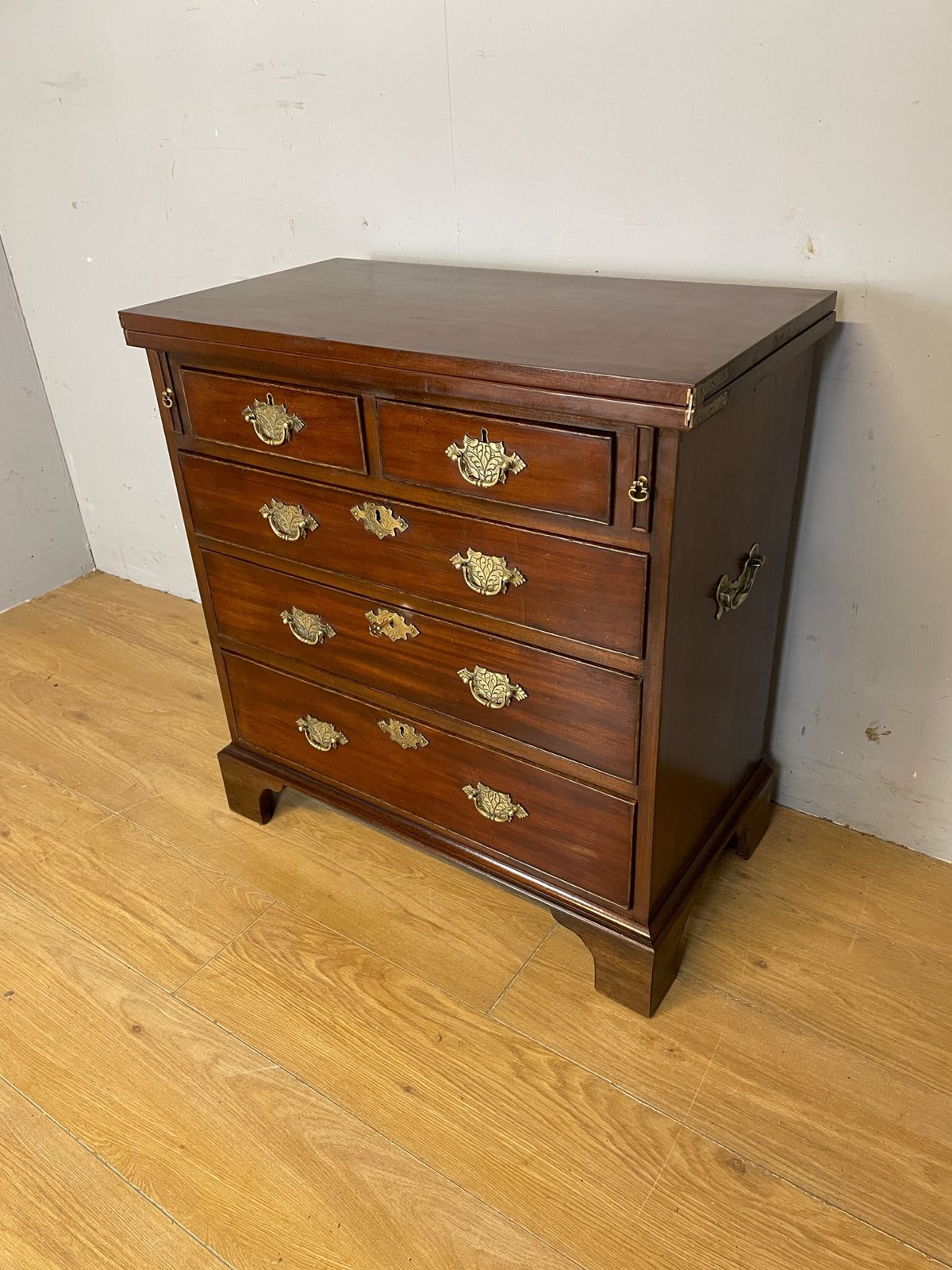 C19th Small Mahogany Bachelors Chest On Bracket Feet