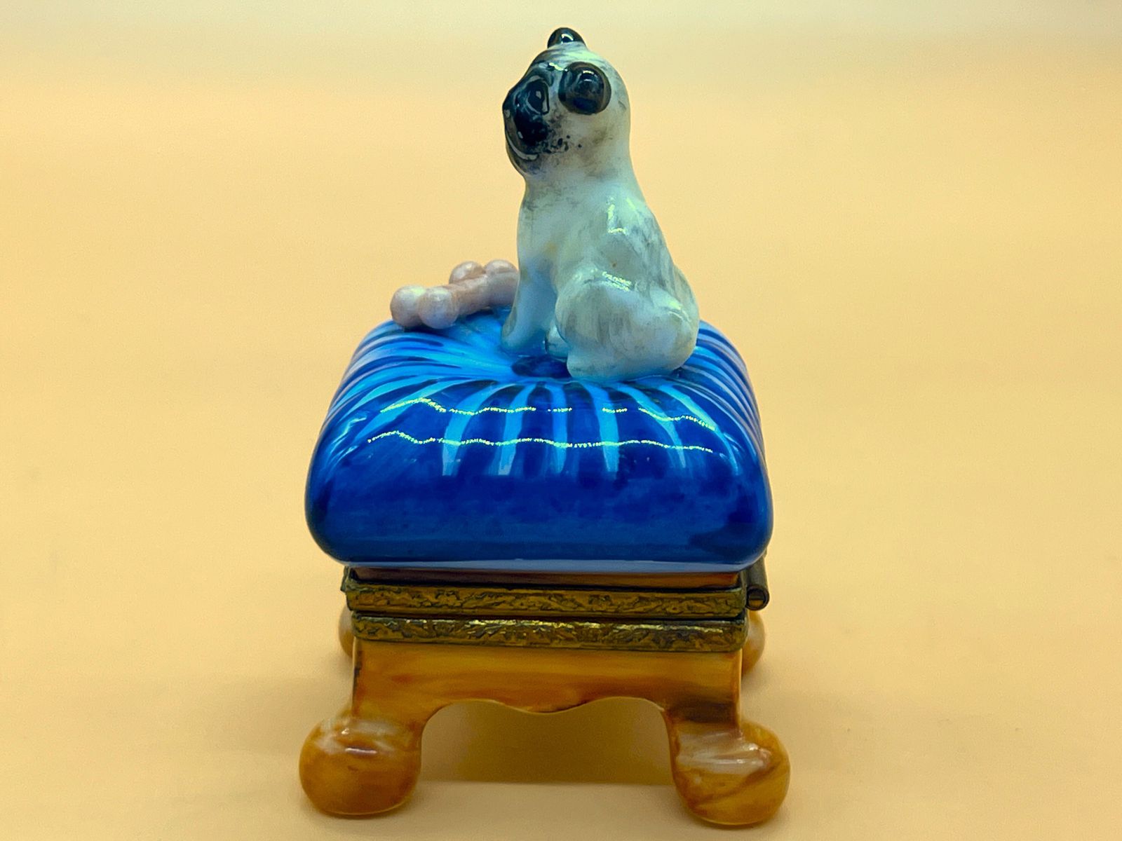 Dubarry Limoges Porcelain France Pug Dog With Bone Shaped Hinged Trinket / Jewelry Box. photo Home Decor