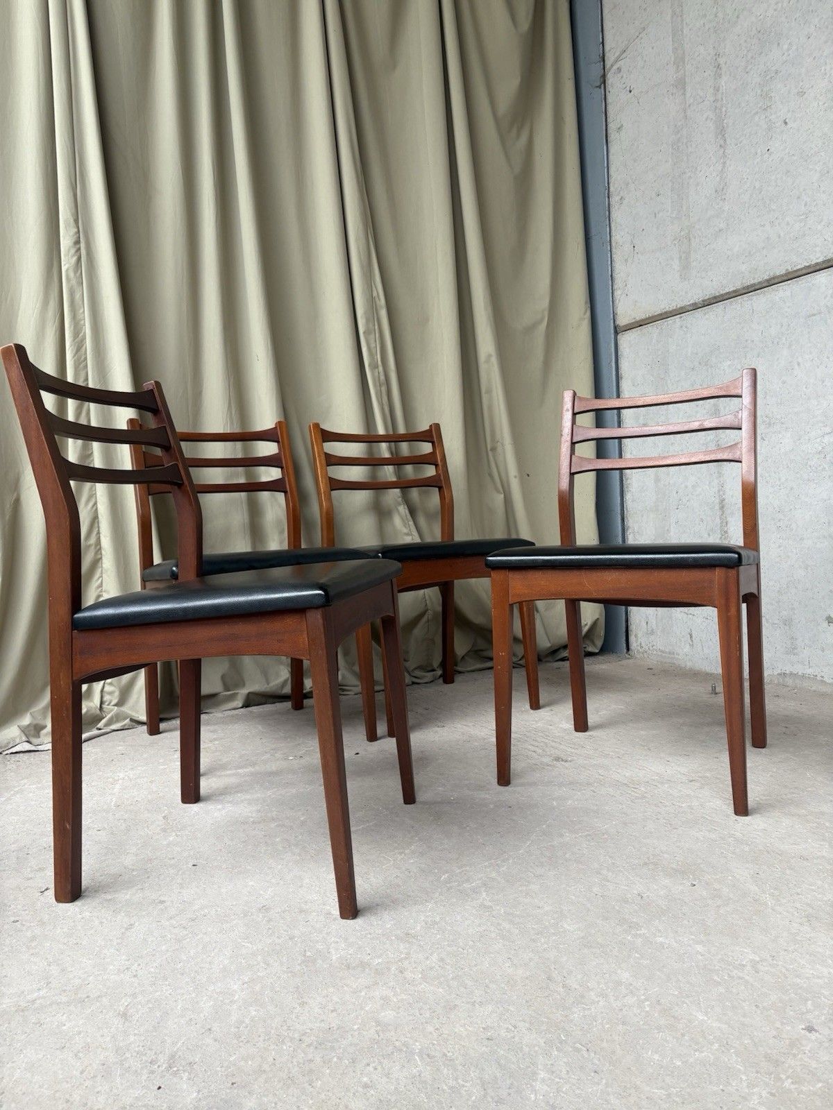 Vtg Mid Century Set Of 4 Dining Chairs Danish Scandi Retro R1067 photo 442.75