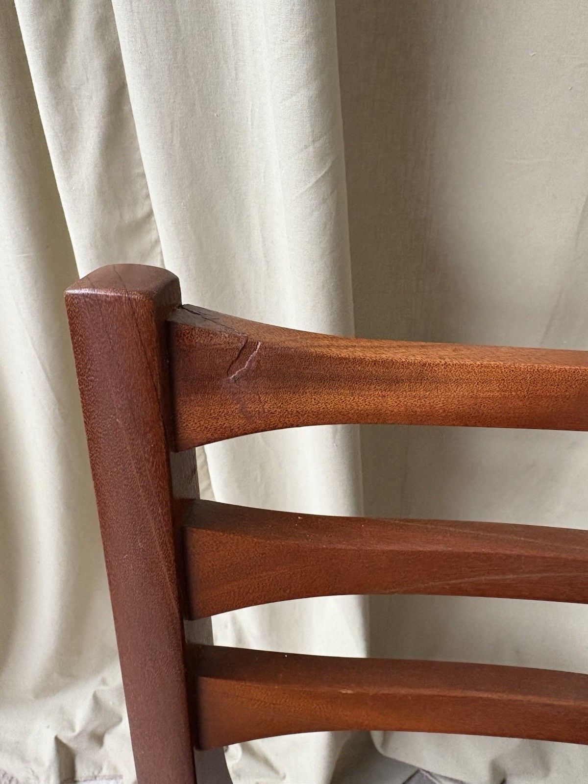 photo for sale Vtg Mid Century Set Of 4 Dining Chairs Danish Scandi Retro R1067