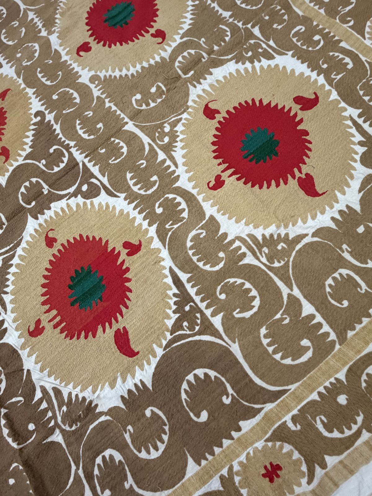 Vintage Uzbek Suzani Textile, Camel Brown, Coral Red & Emerald Green Medallions Bedspread photo vinterior