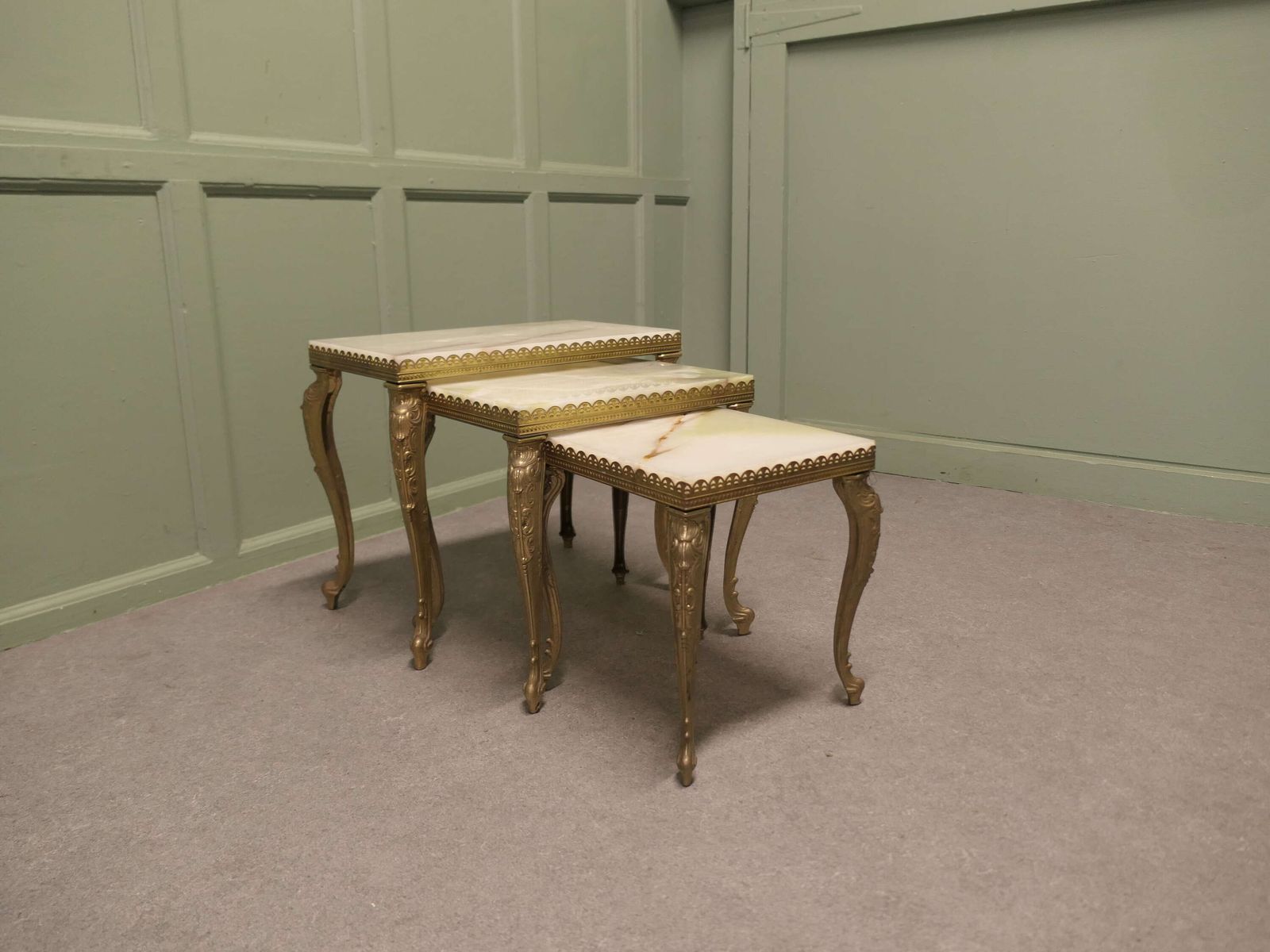 Nest Of 3 Brass And Marble Topped Tables This Is A Very Attractive Set
