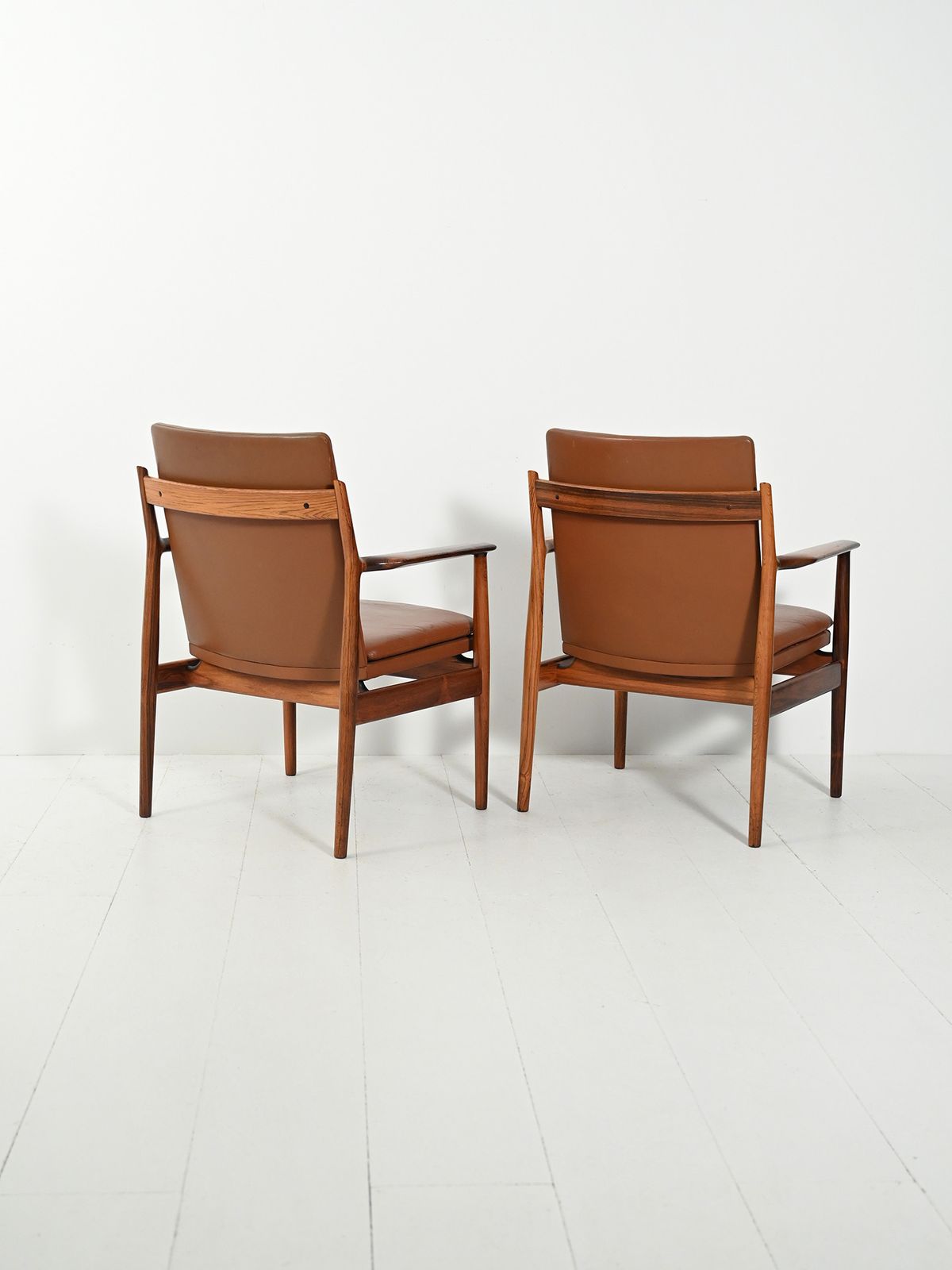 Pair Of “Ark” Armchairs By Arne Vodder In Leather photo 2430.0