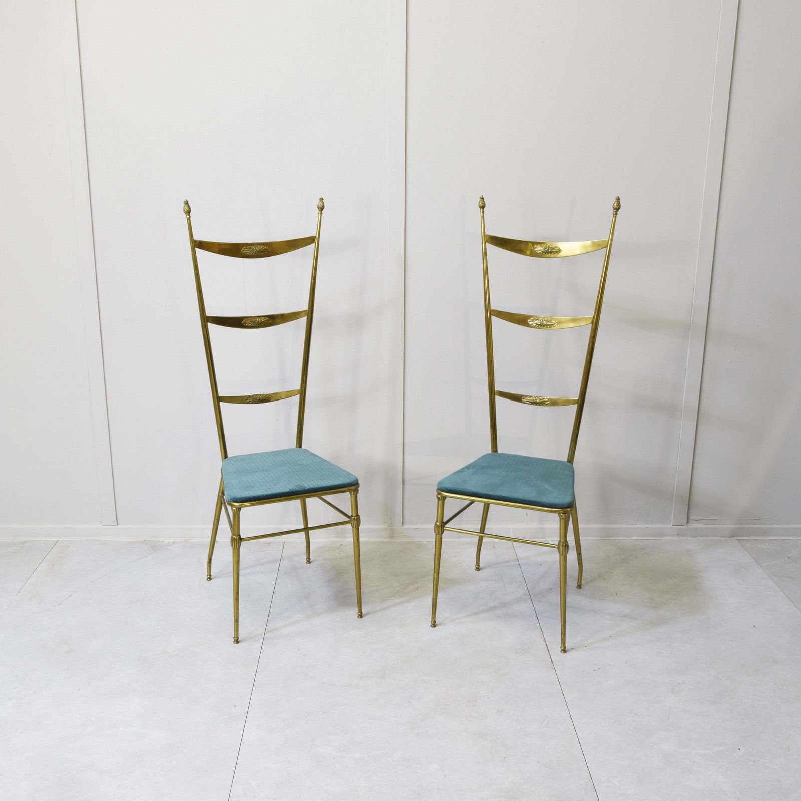 Gaetano Descalzi Attribuite Due Sedie Chiavarine (Chiavari) 1950s. photo furniture