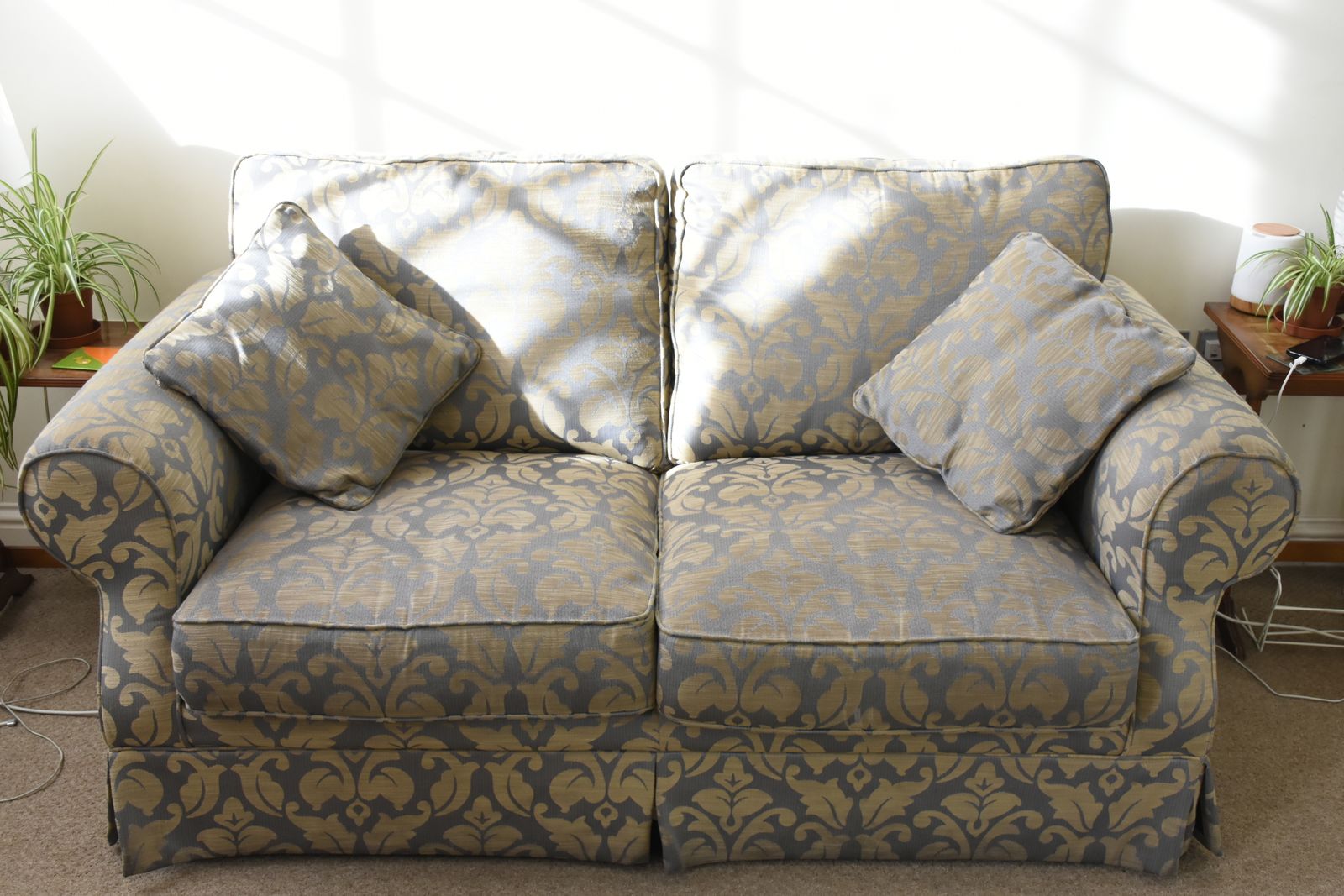 Laura Ashley 2 Piece Suite
